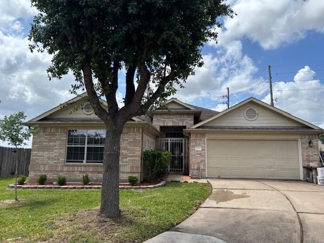 702 Hollyhock Drive, Stafford, TX 77477