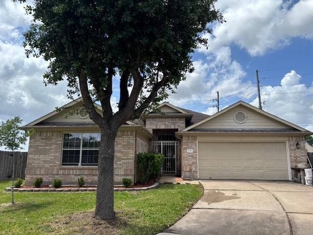 702 Hollyhock Drive, Stafford, TX 77477