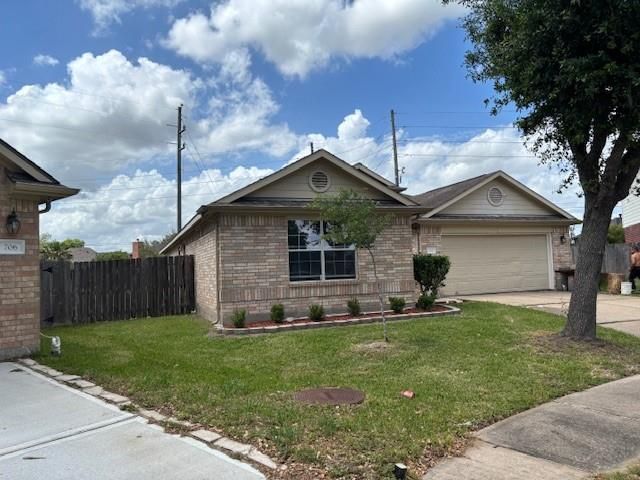 702 Hollyhock Drive, Stafford, TX 77477