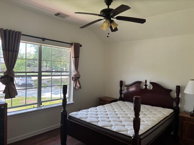 702 Hollyhock Drive, Stafford, TX 77477