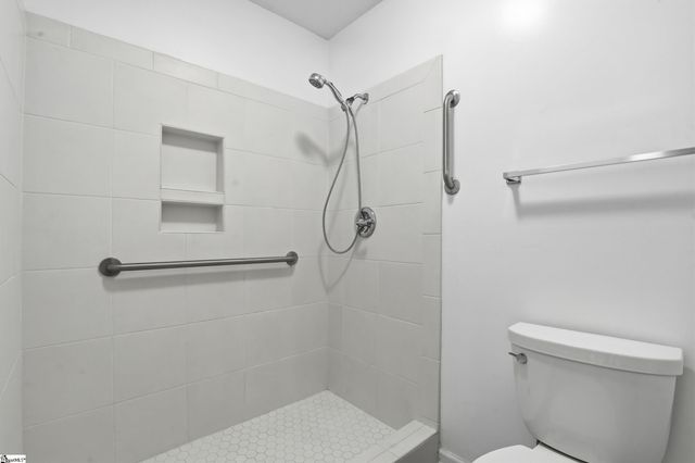 465 Mountain Laurel Drive, Columbus, NC 28722