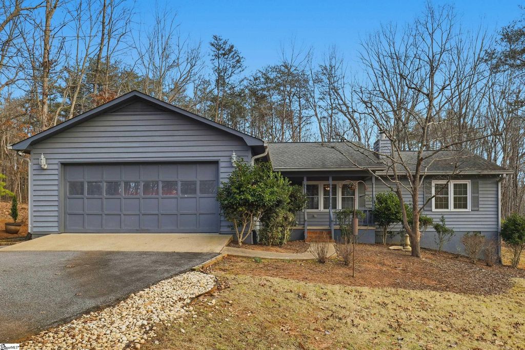 465 Mountain Laurel Drive, Columbus, NC 28722