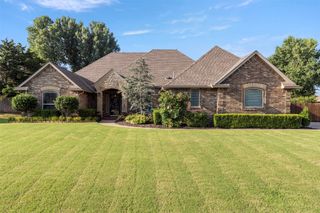732 E Olivia Terrace, Mustang, OK 73064