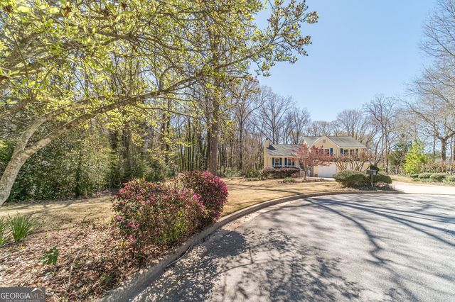 45 Somerset Court, Covington, GA 30016