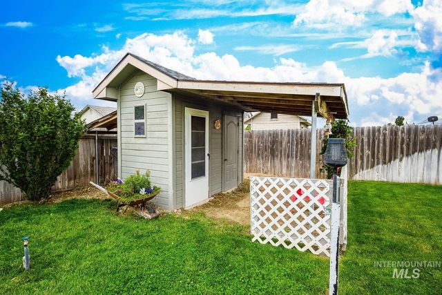 9521 W Cory Ln, Boise, ID 83704