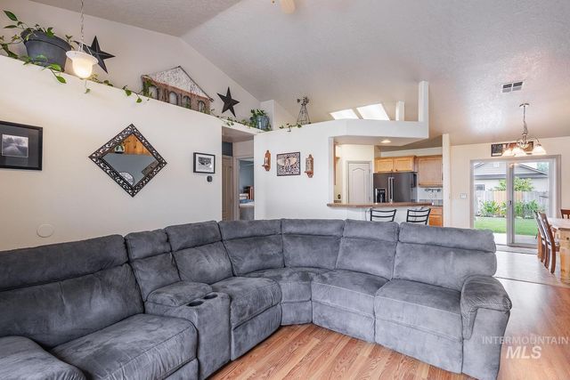 9521 W Cory Ln, Boise, ID 83704