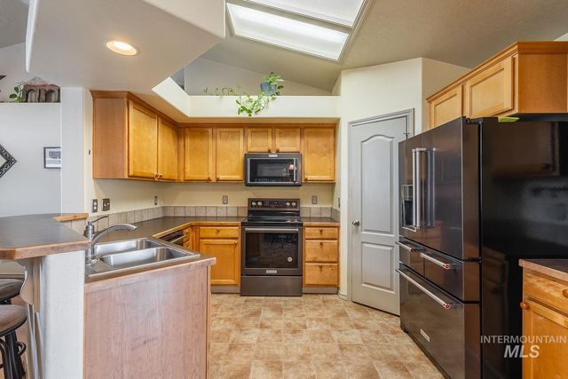 9521 W Cory Ln, Boise, ID 83704