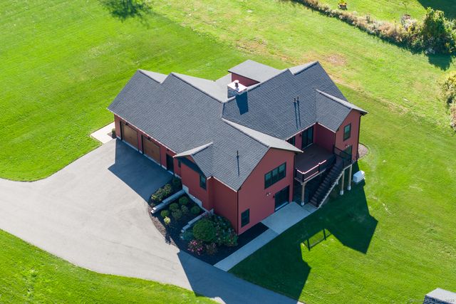 23 Mountain Top Pass, Burlington, CT 06013
