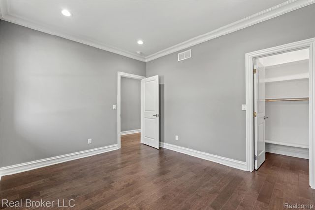 38165 Cherry Lane, Harrison Charter Township, MI 48045