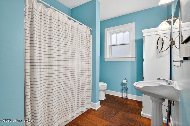 3706 Grandview Ave, Louisville, KY 40207