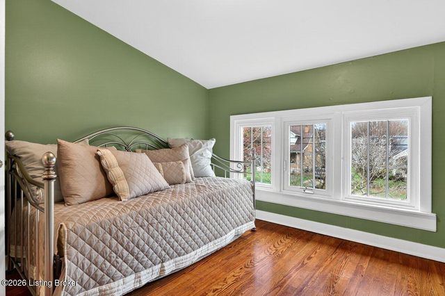 3706 Grandview Ave, Louisville, KY 40207