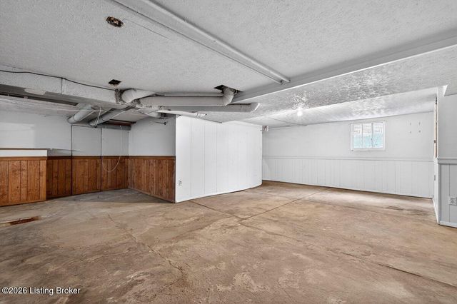 3706 Grandview Ave, Louisville, KY 40207