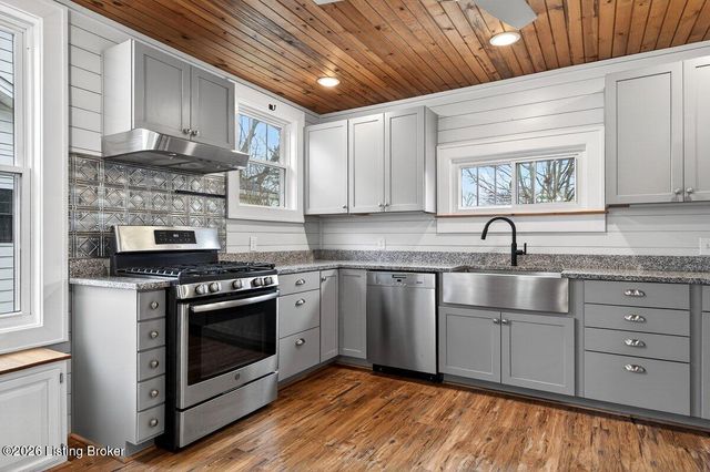 3706 Grandview Ave, Louisville, KY 40207