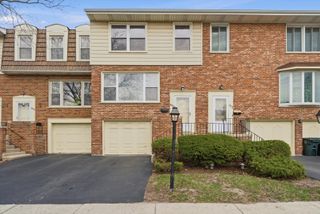 8820 Plainfield Road, Brookfield, IL 60513