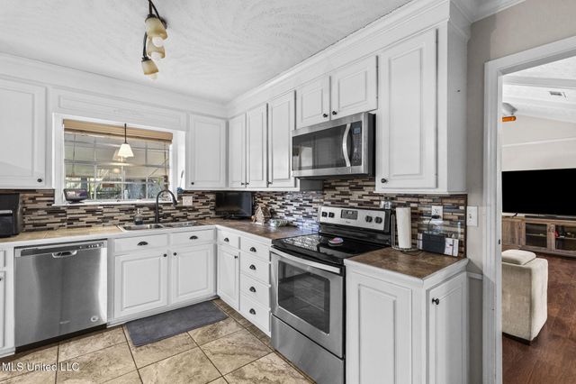 186 Van Doren Court, Pearl, MS 39208