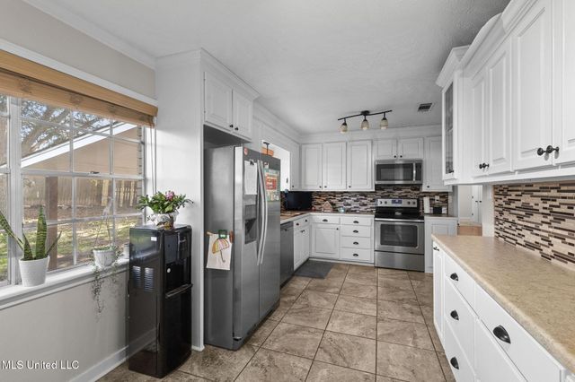 186 Van Doren Court, Pearl, MS 39208