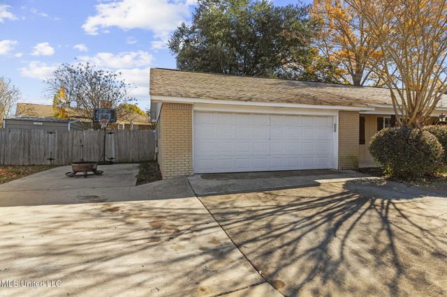 186 Van Doren Court, Pearl, MS 39208