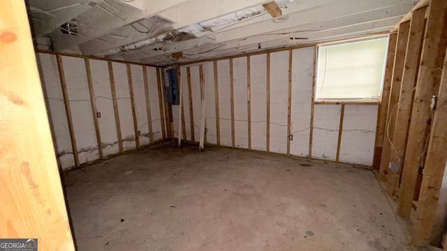 748 Greenhill Drive NE, Conyers, GA 30012