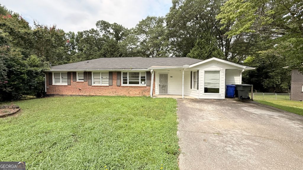 748 Greenhill Drive NE, Conyers, GA 30012