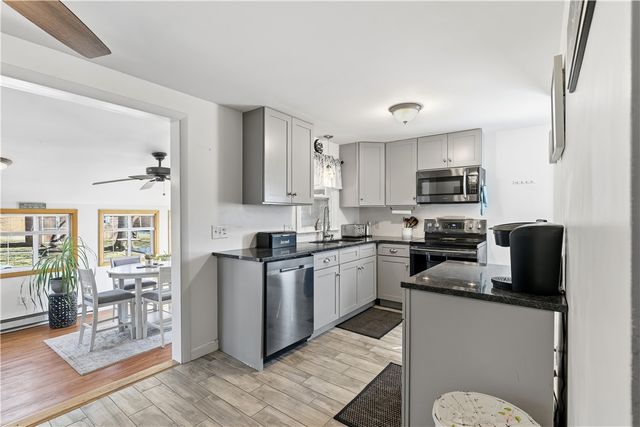 67 GARNET Street, West Warwick, RI 02893