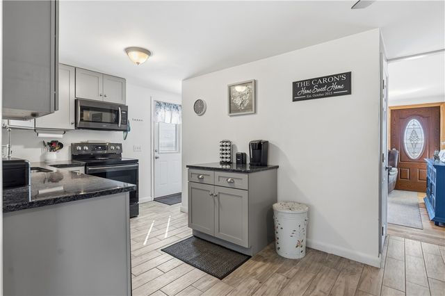 67 GARNET Street, West Warwick, RI 02893