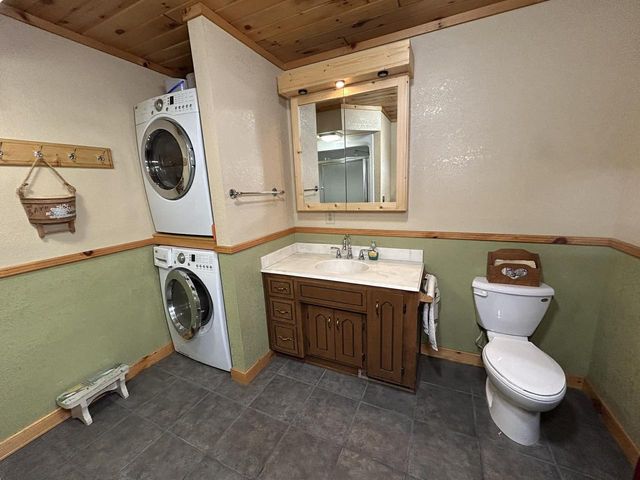 14946 N SUNRISE COURT, Mountain, WI 54149