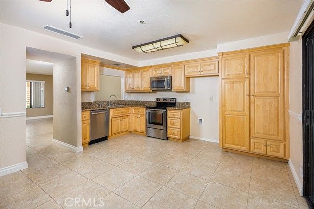 25885 Trabuco Road 206, Lake Forest (el Toro), CA 92630