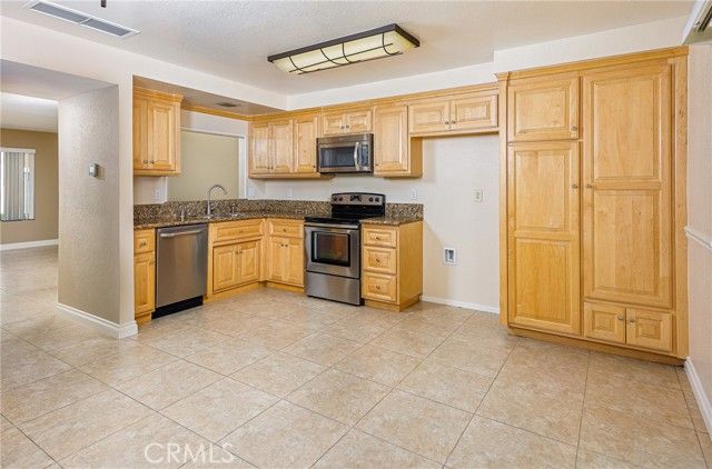 25885 Trabuco Road 206, Lake Forest (el Toro), CA 92630