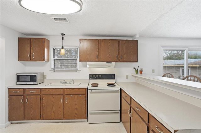 1361 Hickory Nut Road, Inman, SC 29349