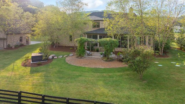 5025 Buds Farm Ln, Franklin, TN 37064