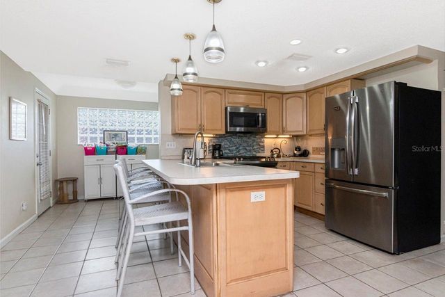 10532 67TH AVENUE, Seminole, FL 33772
