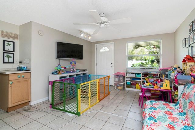 10532 67TH AVENUE, Seminole, FL 33772