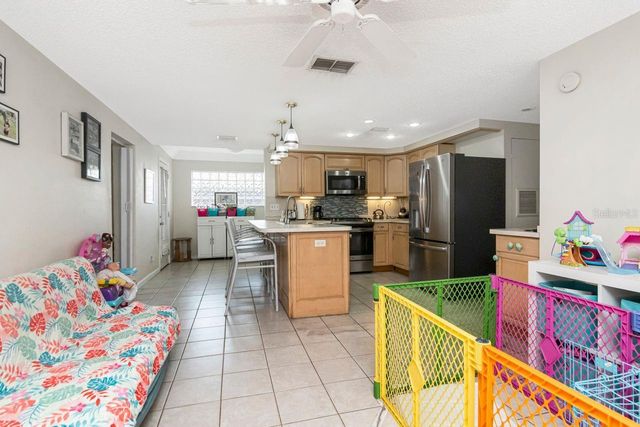 10532 67TH AVENUE, Seminole, FL 33772