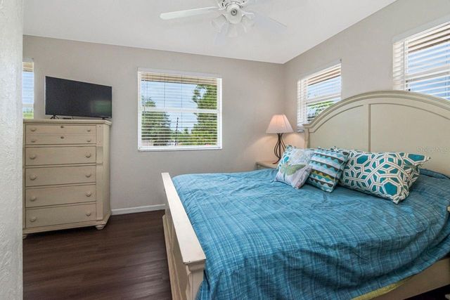 10532 67TH AVENUE, Seminole, FL 33772