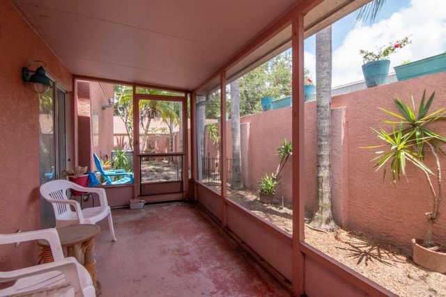 10532 67TH AVENUE, Seminole, FL 33772