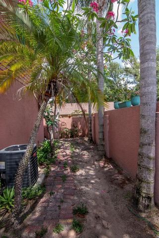 10532 67TH AVENUE, Seminole, FL 33772