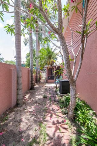 10532 67TH AVENUE, Seminole, FL 33772
