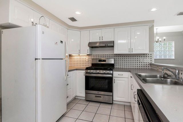 10532 67TH AVENUE, Seminole, FL 33772