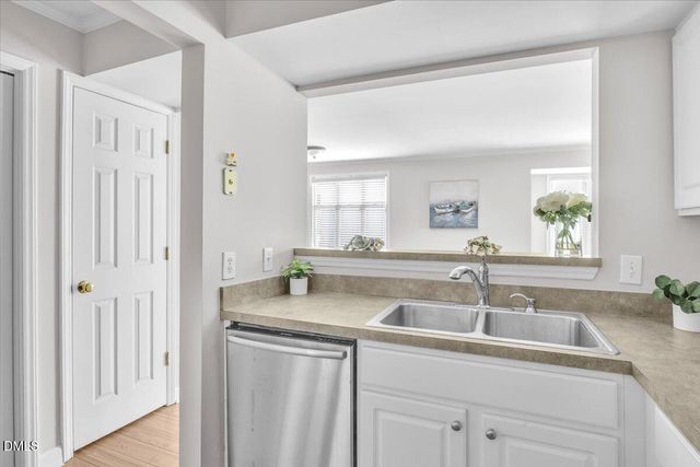 1201 Westview Lane, Raleigh, NC 27605