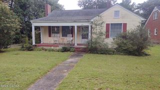 305 W Academy Street, Williamston, NC 27892