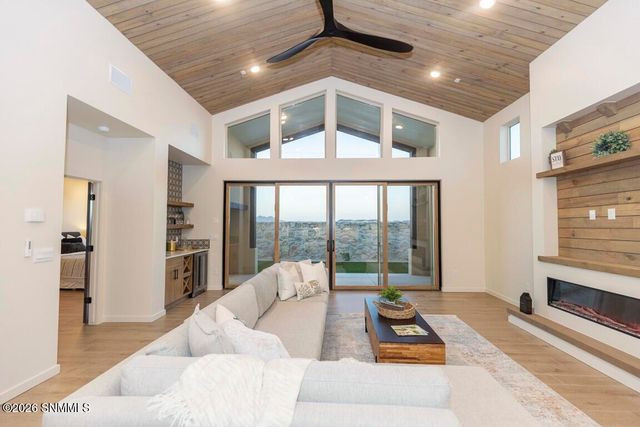 6735 Fairchild Loop, Las Cruces, NM 88012