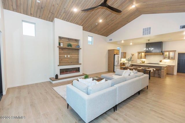 6735 Fairchild Loop, Las Cruces, NM 88012