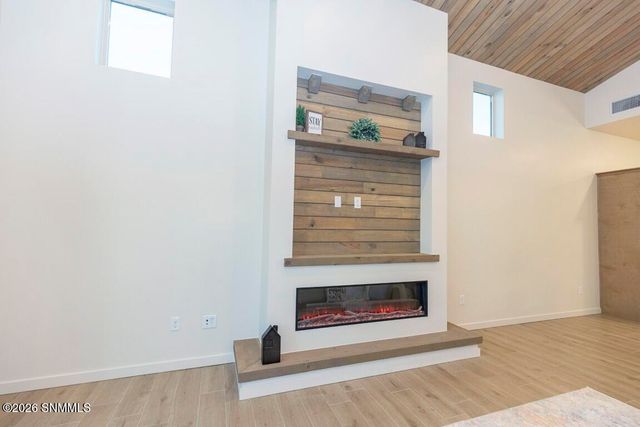 6735 Fairchild Loop, Las Cruces, NM 88012