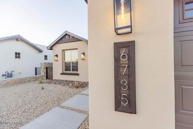 6735 Fairchild Loop, Las Cruces, NM 88012