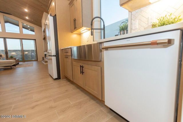 6735 Fairchild Loop, Las Cruces, NM 88012