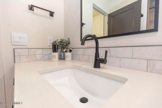 6735 Fairchild Loop, Las Cruces, NM 88012