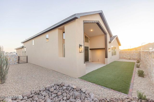 6735 Fairchild Loop, Las Cruces, NM 88012