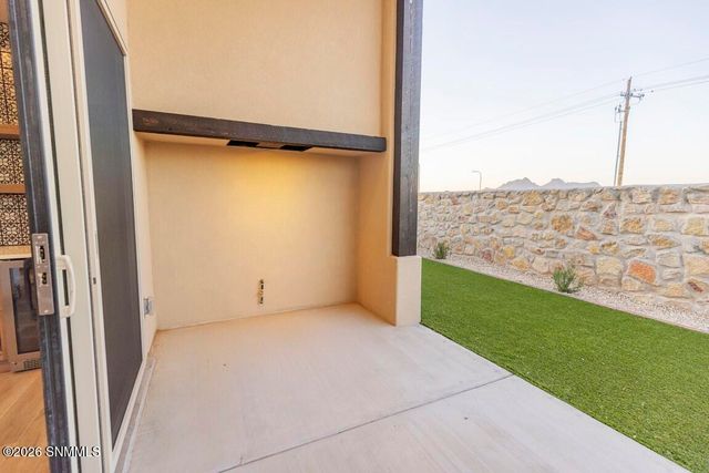 6735 Fairchild Loop, Las Cruces, NM 88012