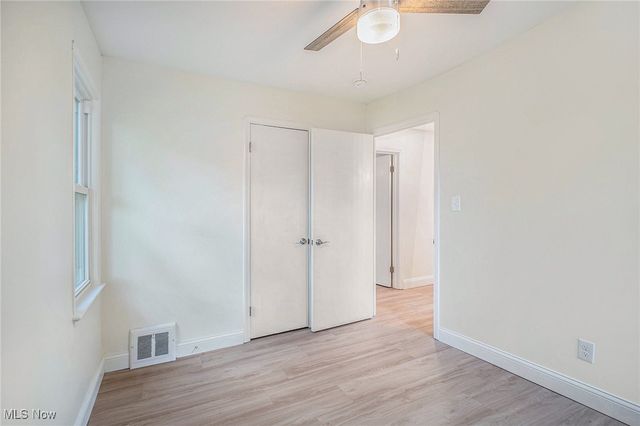 52 Avalon Drive, Bedford, OH 44146