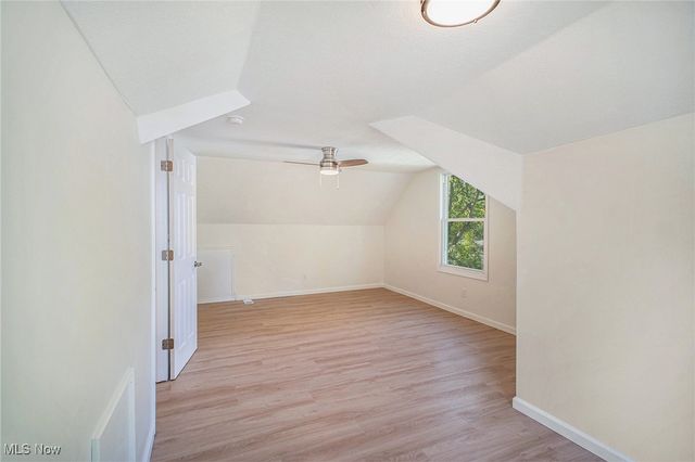 52 Avalon Drive, Bedford, OH 44146